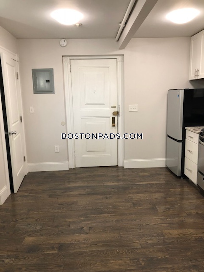 BOSTON - NORTHEASTERN/SYMPHONY - 1 Bed, 1 Bath - Image 7