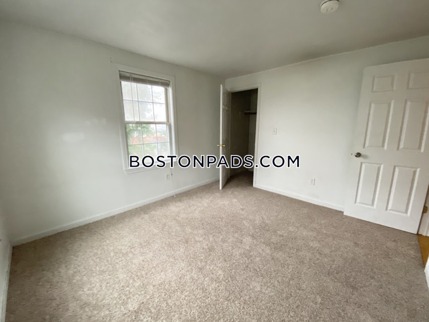 BOSTON - MISSION HILL - 3 Beds, 2.5 Baths - Image 10