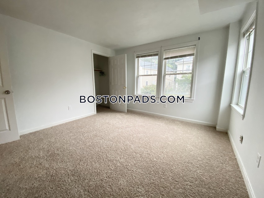 BOSTON - MISSION HILL - 3 Beds, 2.5 Baths - Image 21