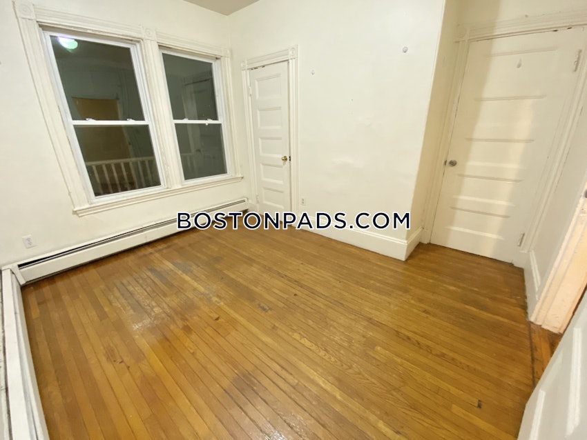 BOSTON - MISSION HILL - 2 Beds, 1 Bath - Image 3