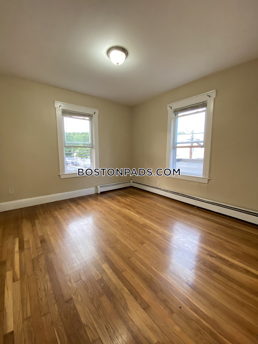 BOSTON - ROSLINDALE - 2 Beds, 1 Bath - Image 1