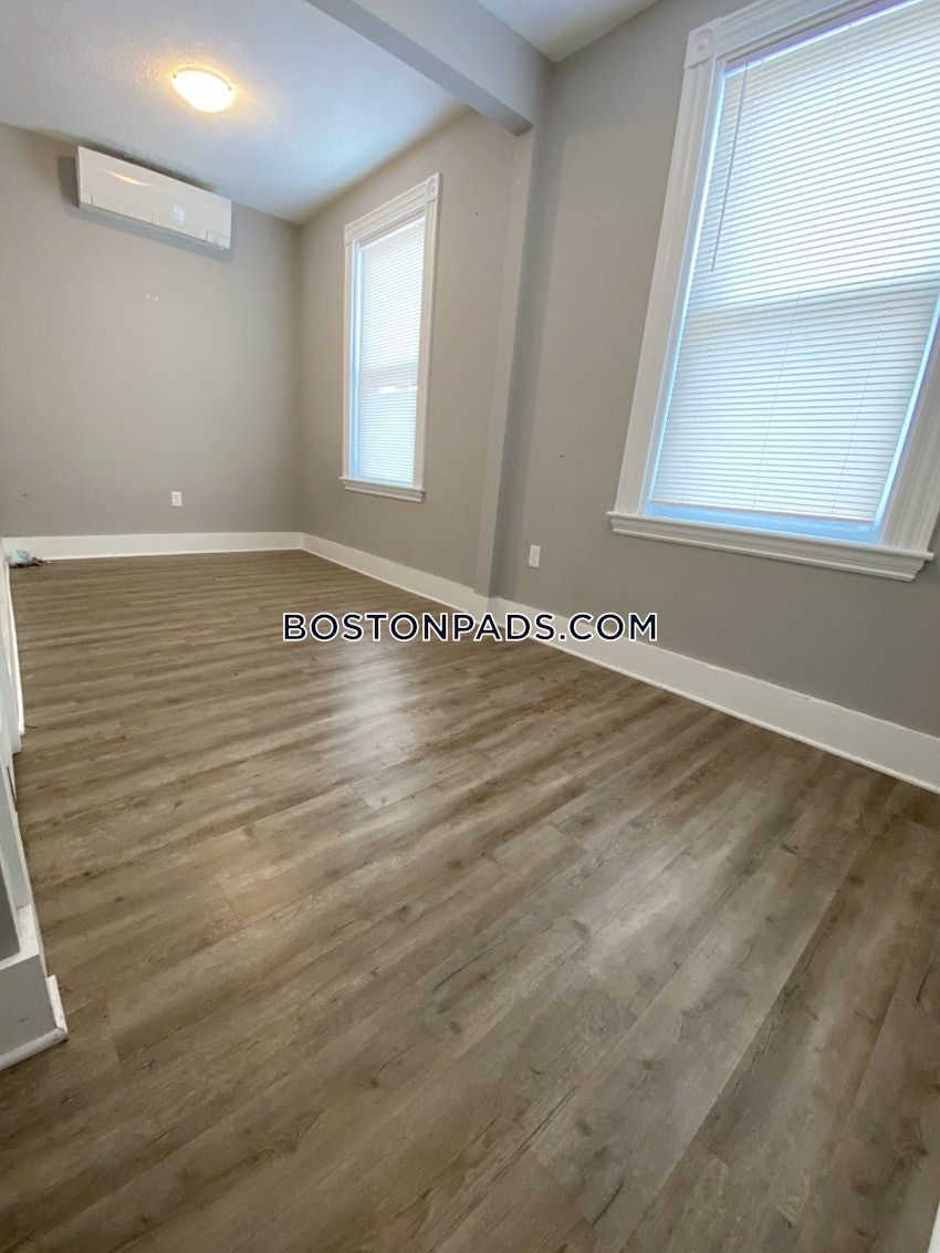 BOSTON - SOUTH BOSTON - ANDREW SQUARE - 4 Beds, 2 Baths - Image 27