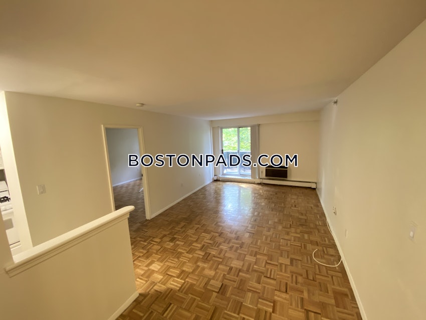 BROOKLINE- BOSTON UNIVERSITY - 2 Beds, 2 Baths - Image 13