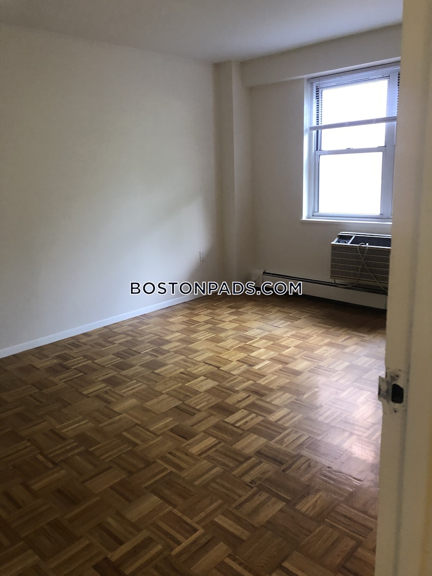 BROOKLINE- BOSTON UNIVERSITY - 2 Beds, 1.5 Baths - Image 3