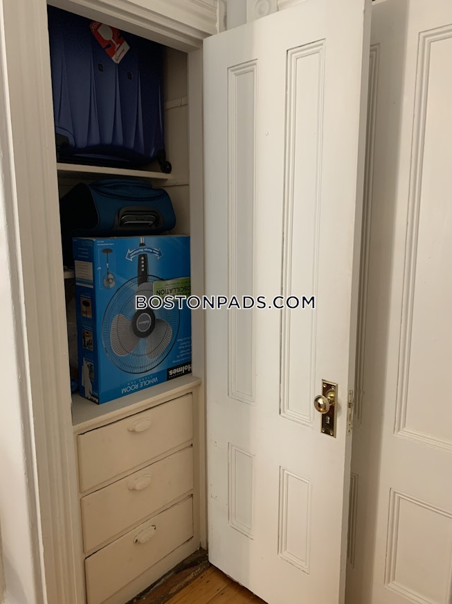 Boston - $7,400+ /mo