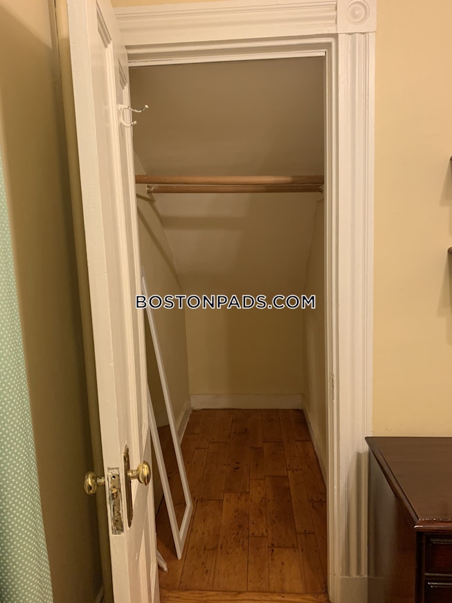 Boston - $7,400+ /mo