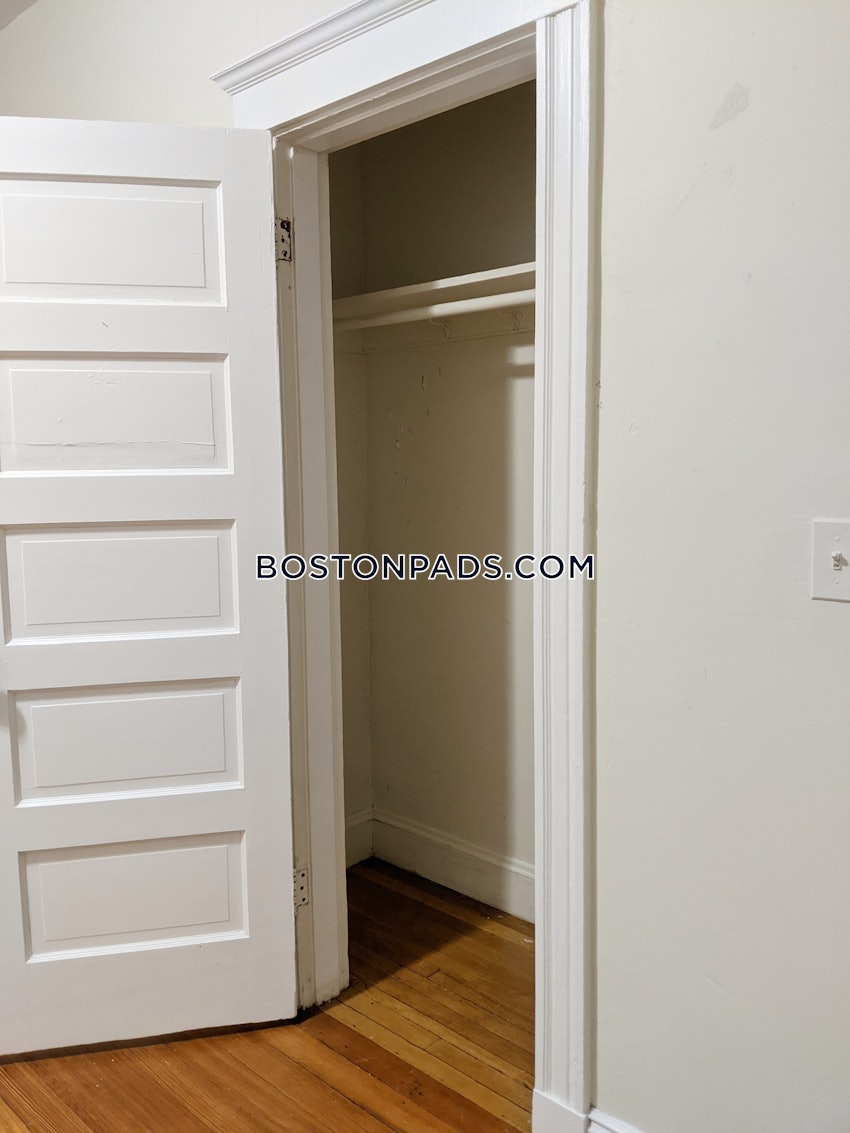 BROOKLINE - BEACONSFIELD - 2 Beds, 1 Bath - Image 14