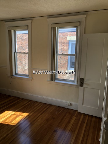 Boston - 3 Beds, 1 Baths