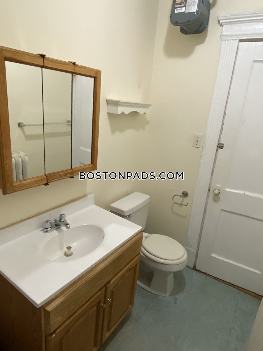 Boston - $3,575+ /month