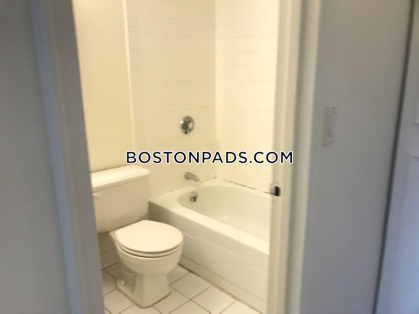 BROOKLINE- BOSTON UNIVERSITY - 2 Beds, 1.5 Baths - Image 10