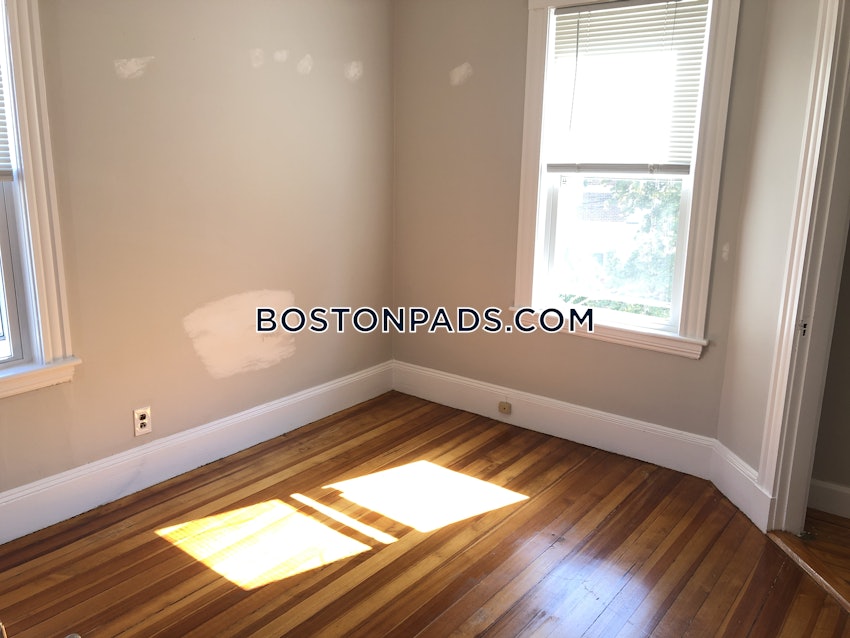 BOSTON - ALLSTON/BRIGHTON BORDER - 4 Beds, 2 Baths - Image 27