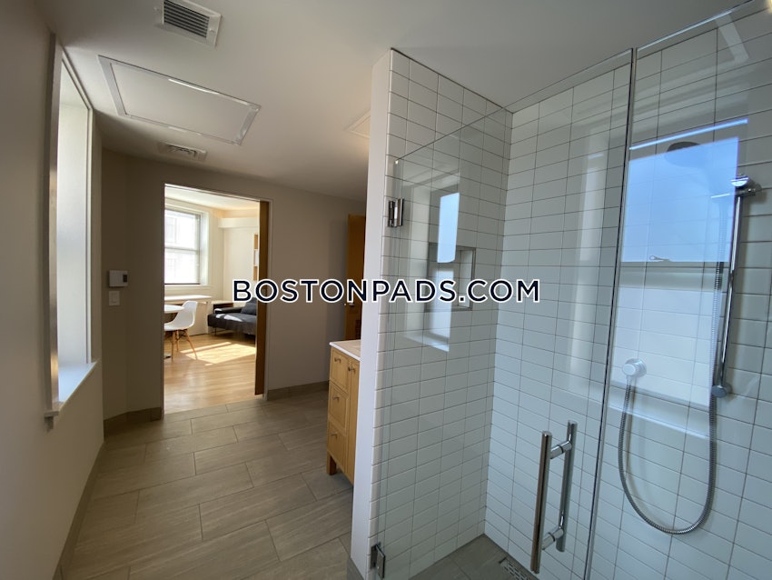 CAMBRIDGE - HARVARD SQUARE - 1 Bed, 1 Bath - Image 7