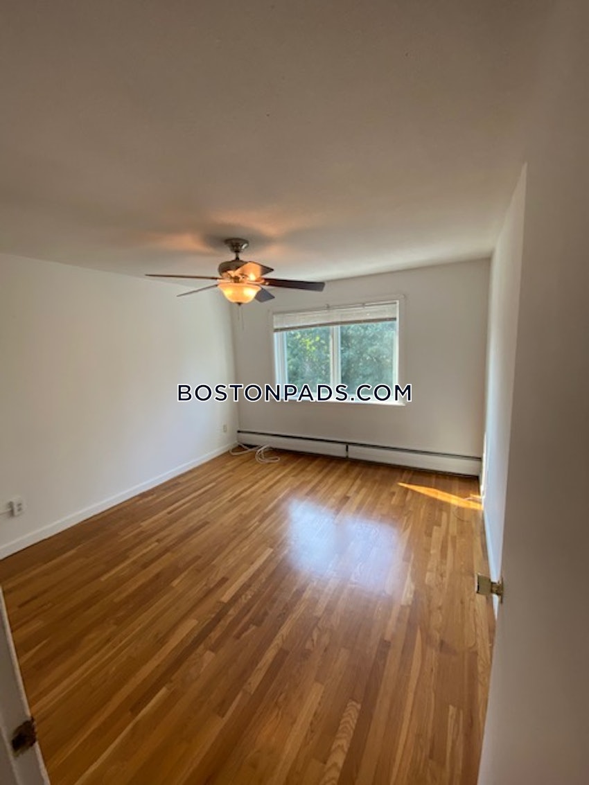 BOSTON - JAMAICA PLAIN - JAMAICA POND/PONDSIDE - 1 Bed, 1 Bath - Image 6