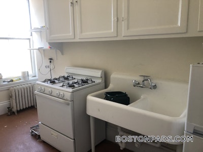 Cambridge 1 Bed 1 Bath CAMBRIDGE  Harvard Square - $2,500 50% Fee