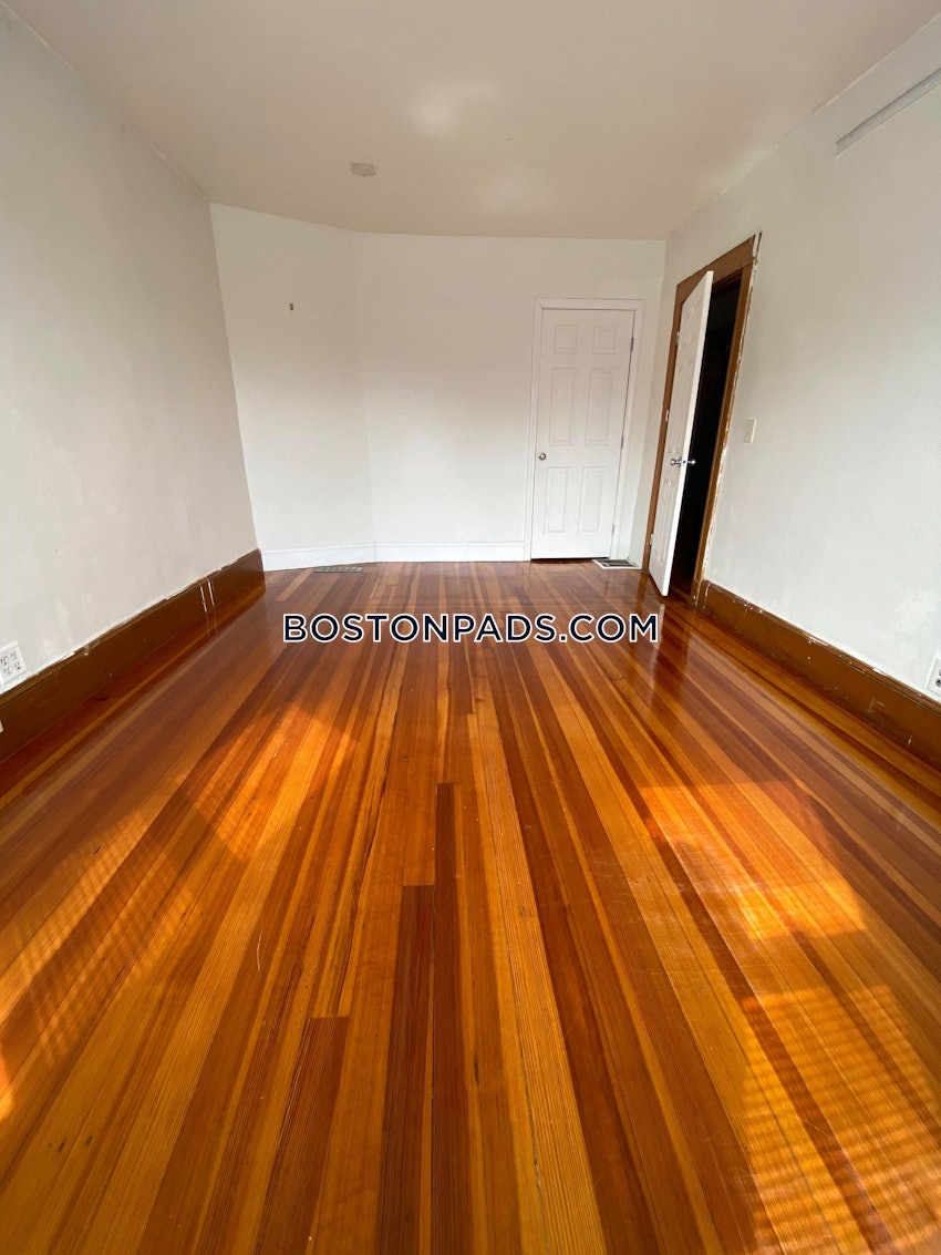 BOSTON - DORCHESTER - SAVIN HILL - 3 Beds, 1 Bath - Image 14