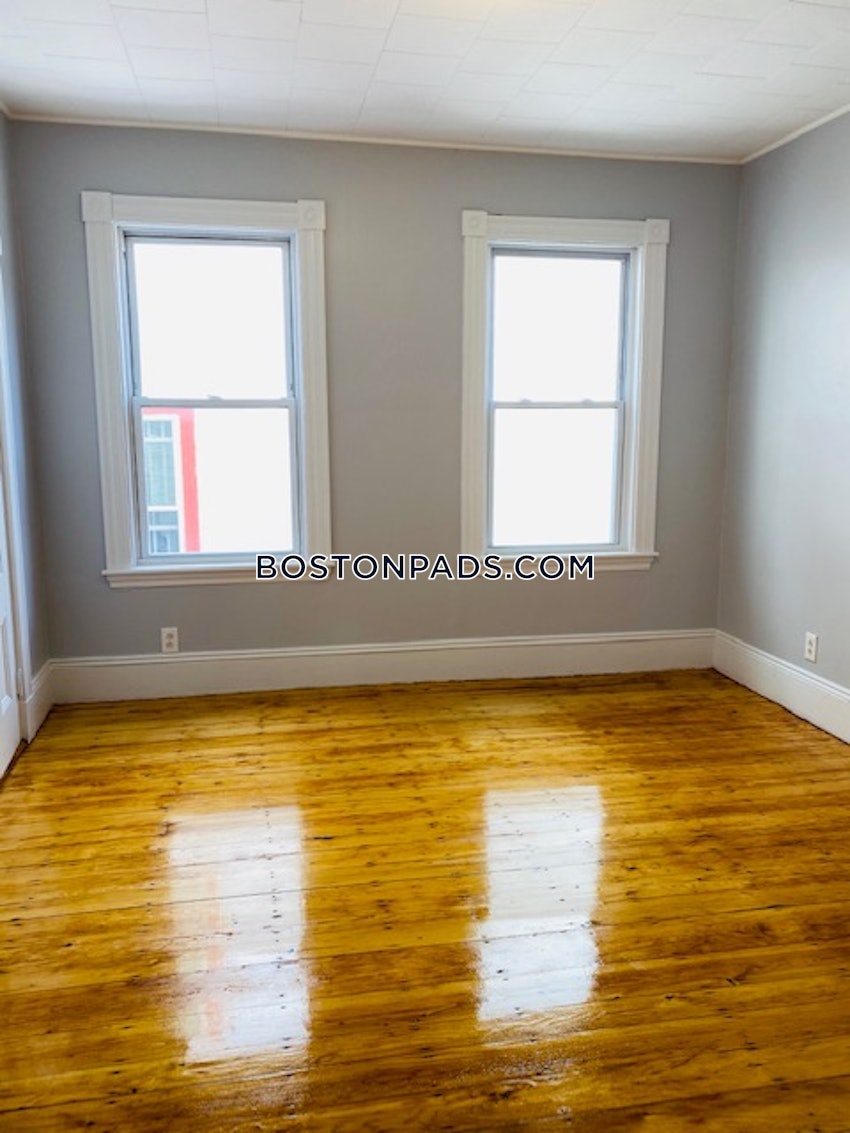 BOSTON - JAMAICA PLAIN - JACKSON SQUARE - 3 Beds, 1 Bath - Image 1