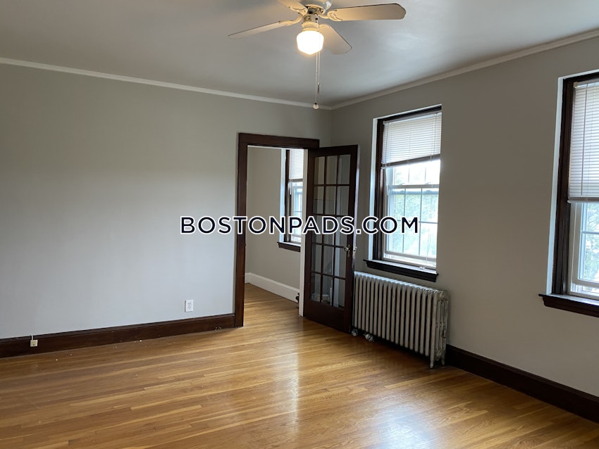 SOMERVILLE - TUFTS - 1 Bed, 1 Bath - Image 36