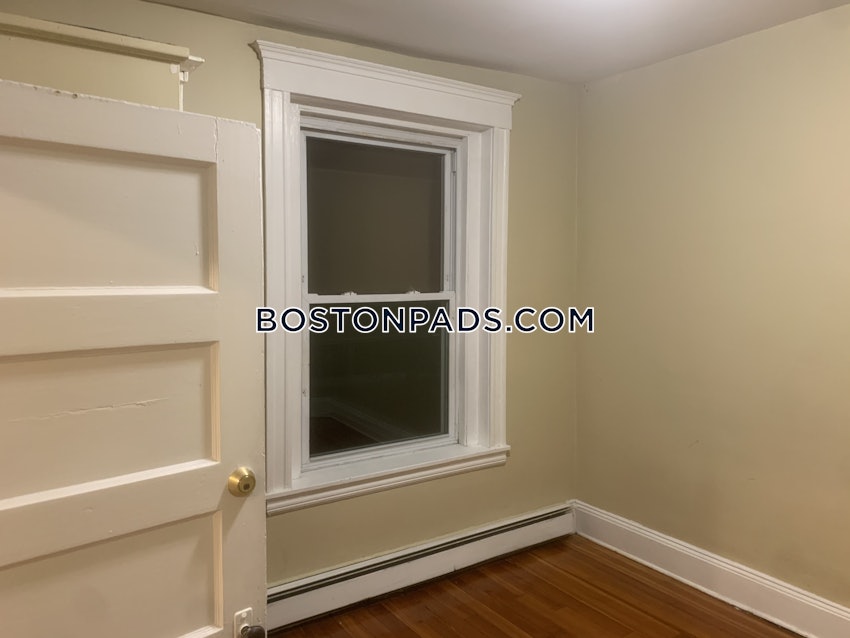 BROOKLINE- LONGWOOD AREA - 2 Beds, 1 Bath - Image 7