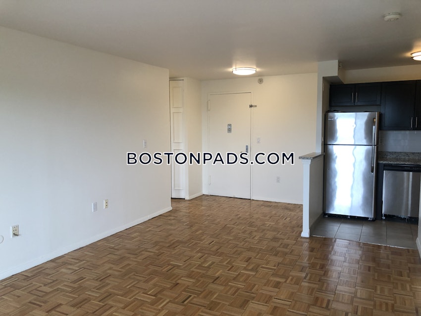 BROOKLINE- BOSTON UNIVERSITY - 2 Beds, 1.5 Baths - Image 4