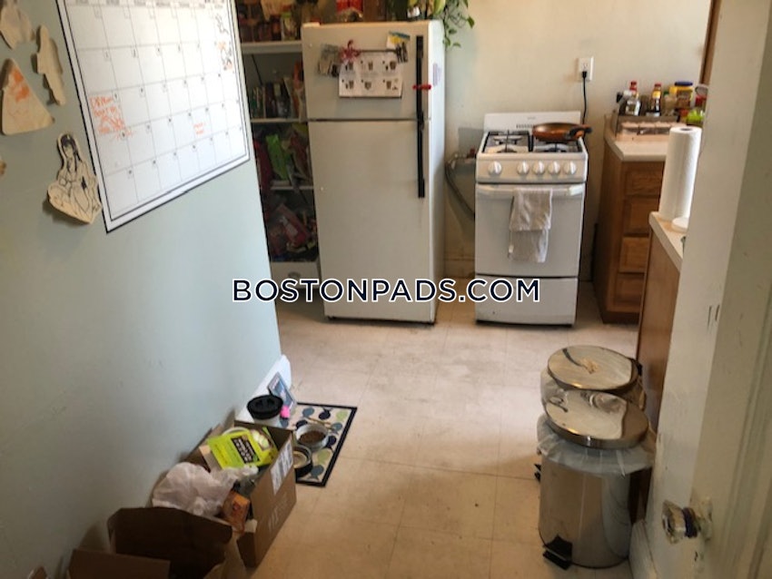 BOSTON - BRIGHTON- WASHINGTON ST./ ALLSTON ST. - 2 Beds, 1 Bath - Image 3