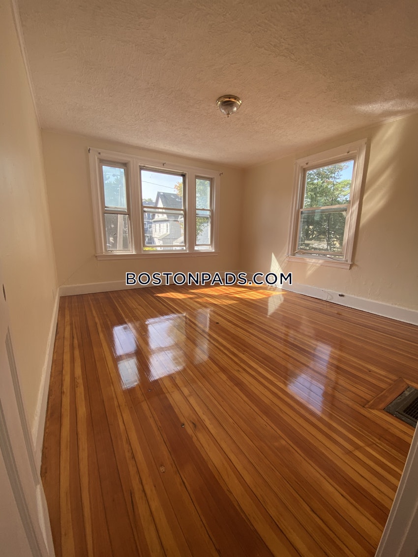 BOSTON - ALLSTON - 6 Beds, 2 Baths - Image 10