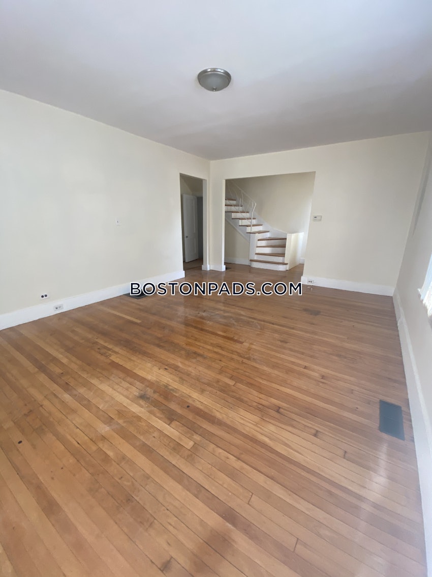 BOSTON - ALLSTON - 6 Beds, 2 Baths - Image 3