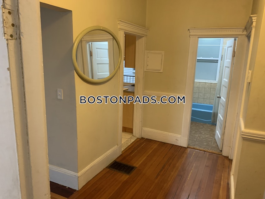 BOSTON - BRIGHTON - OAK SQUARE - 2 Beds, 1 Bath - Image 8