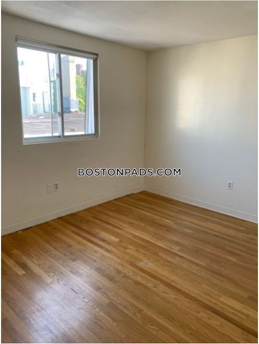 BOSTON - SOUTH BOSTON - ANDREW SQUARE - 2 Beds, 1 Bath - Image 4