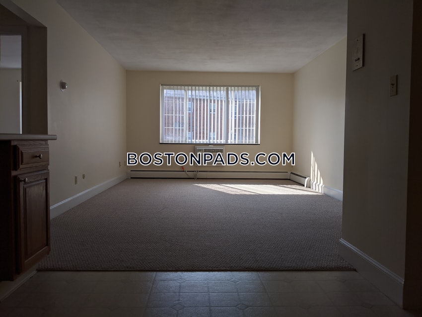 ARLINGTON - 2 Beds, 1 Bath - Image 3