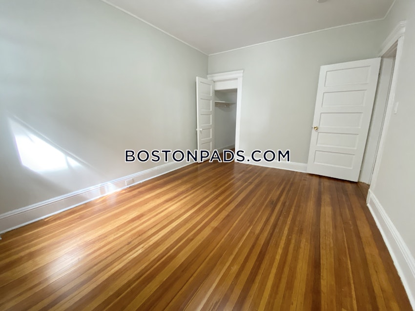 BOSTON - BRIGHTON - BOSTON COLLEGE - 4 Beds, 2 Baths - Image 8