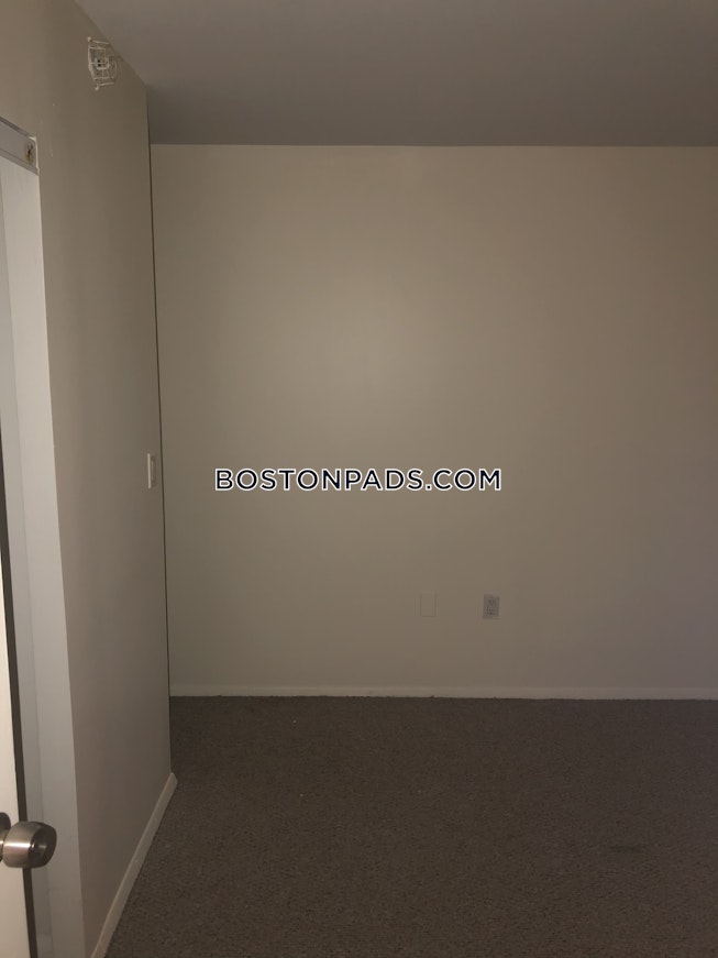 Brookline - $3,300+ /mo