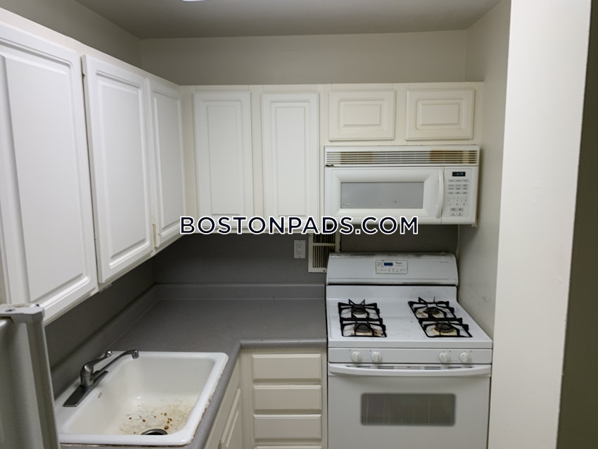 BROOKLINE- BOSTON UNIVERSITY - 2 Beds, 1.5 Baths - Image 6