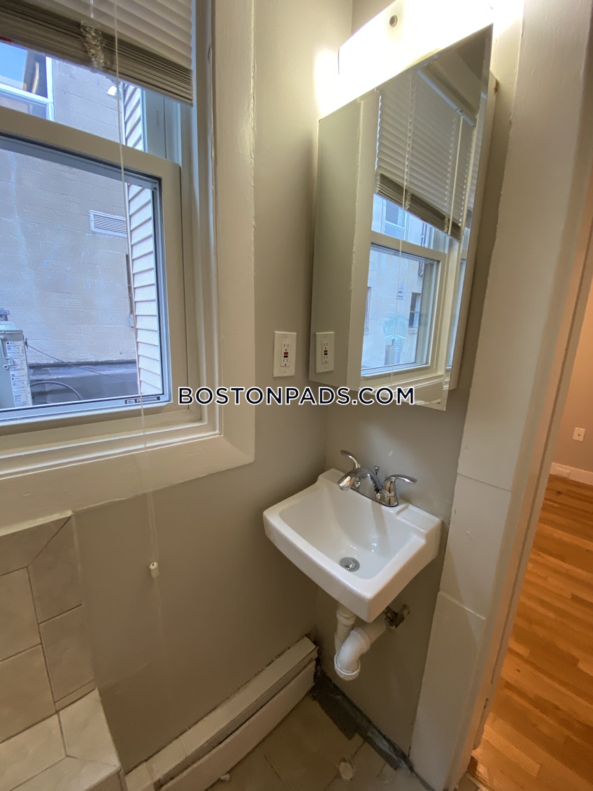 Cambridge - $2,800+ /month