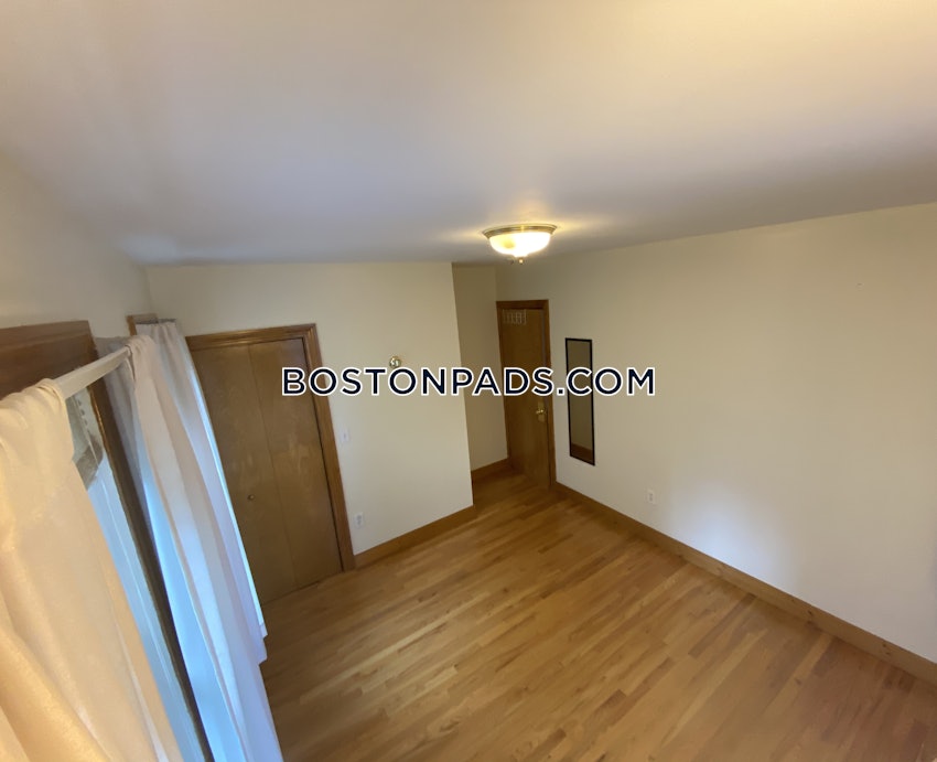 BOSTON - BRIGHTON - OAK SQUARE - 5 Beds, 1.5 Baths - Image 14