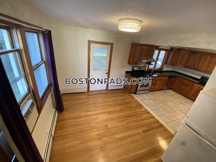 BOSTON - BRIGHTON - OAK SQUARE - 5 Beds, 1.5 Baths - Image 1