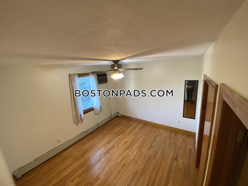 BOSTON - BRIGHTON - OAK SQUARE - 5 Beds, 1.5 Baths - Image 6