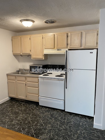 Boston - 1 Beds, 1 Baths