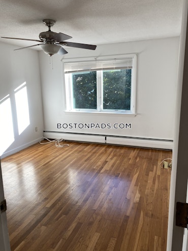 Boston - 1 Beds, 1 Baths