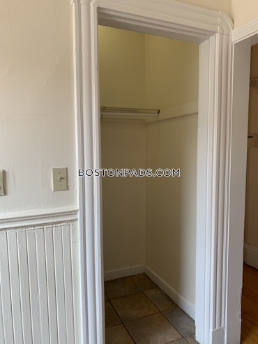 Boston - 2 Beds, 1 Baths