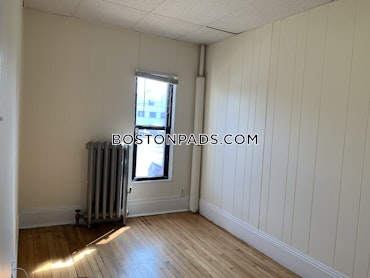 Boston - 2 Beds, 1 Baths