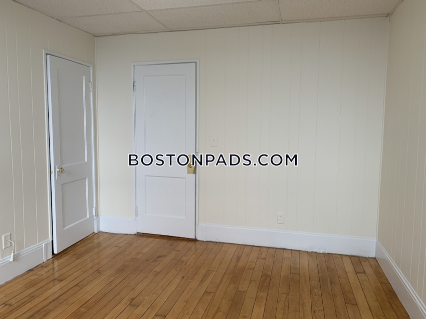 BOSTON - ALLSTON - 2 Beds, 1 Bath - Image 8