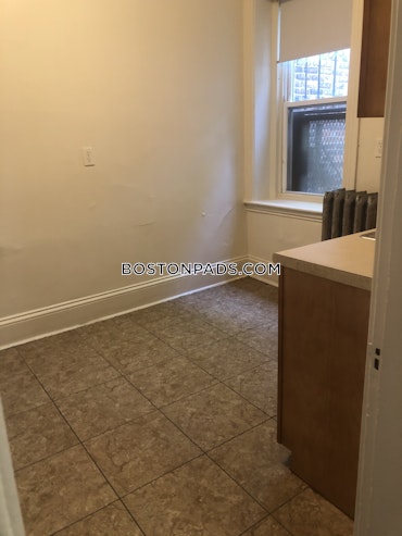 Boston - 1 Beds, 1 Baths