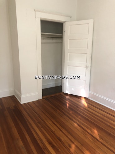 Boston - 1 Beds, 1 Baths