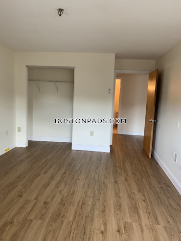 Boston - 2 Beds, 2 Baths