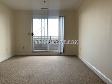 Boston - 2 Beds, 2 Baths