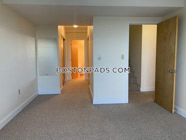 Boston - 2 Beds, 2 Baths