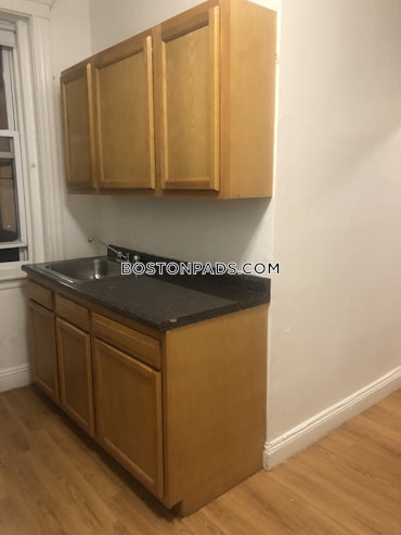 Boston - 1 Beds, 1 Baths