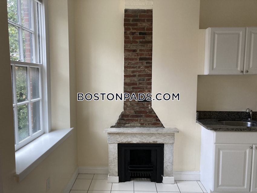 BOSTON - BEACON HILL - 2 Beds, 2.5 Baths - Image 2