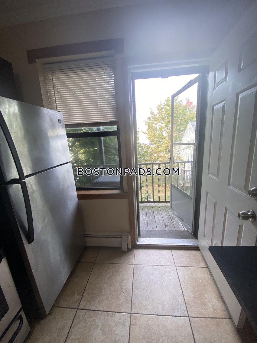 BOSTON - ROXBURY - 4 Beds, 1 Bath - Image 20