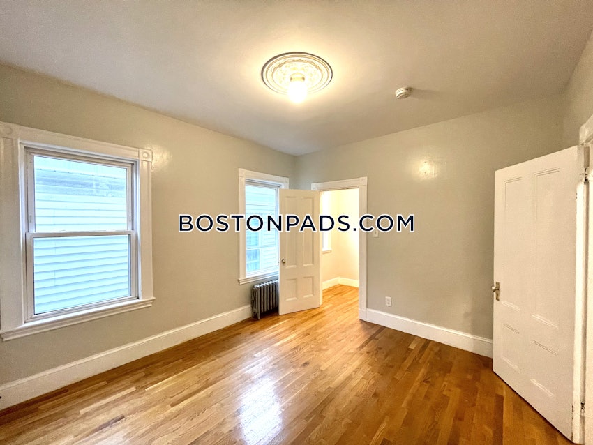 BOSTON - JAMAICA PLAIN - FOREST HILLS - 5 Beds, 2 Baths - Image 7